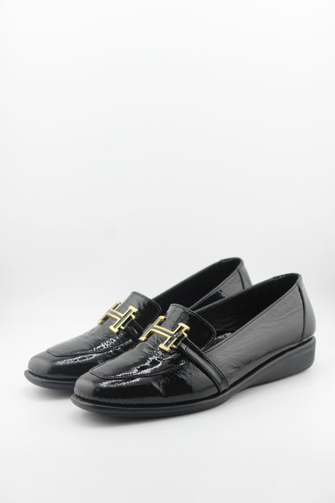 DFC Relax Leather Loafers with Metal Accent